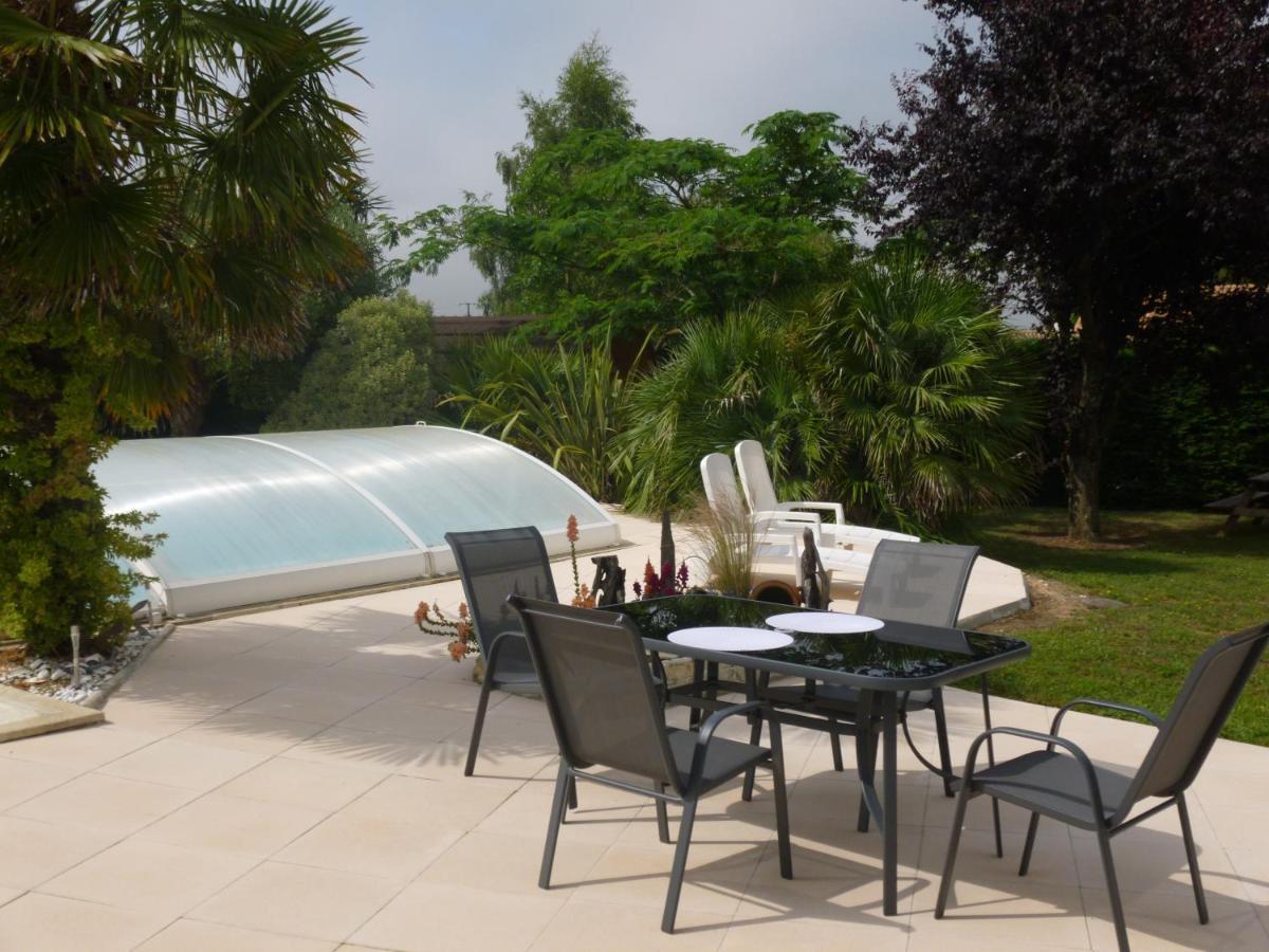 L'Eden Naturiste Spas Challans Zewnętrze zdjęcie