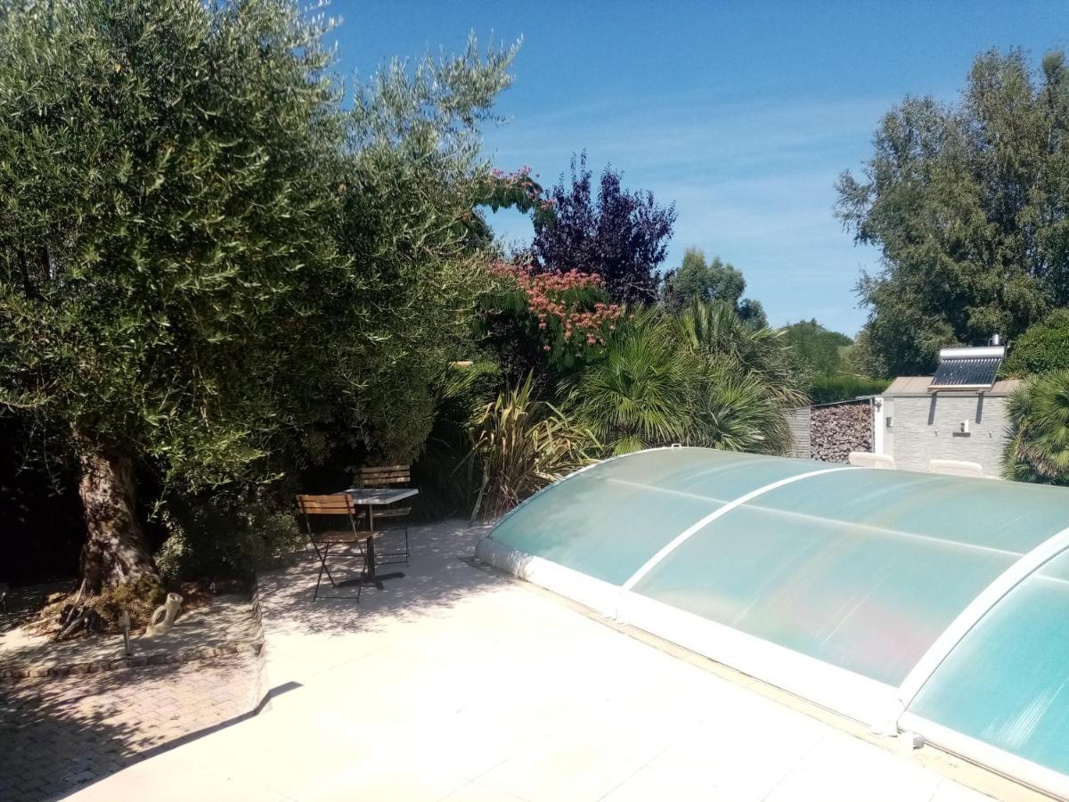 L'Eden Naturiste Spas Challans Zewnętrze zdjęcie